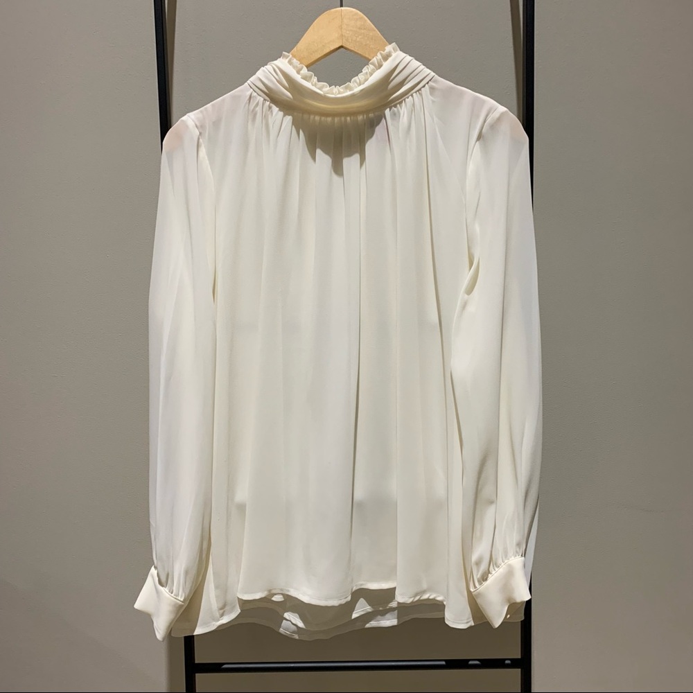 Vince Camuto blouse
